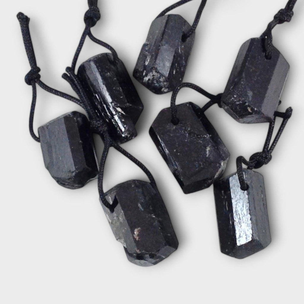 Black Tourmaline Rough Pendant (1pc) - VintageVp