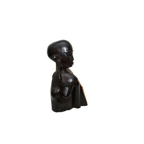 Maassai Warrior Female Bust with Bark 01 - VintageVp