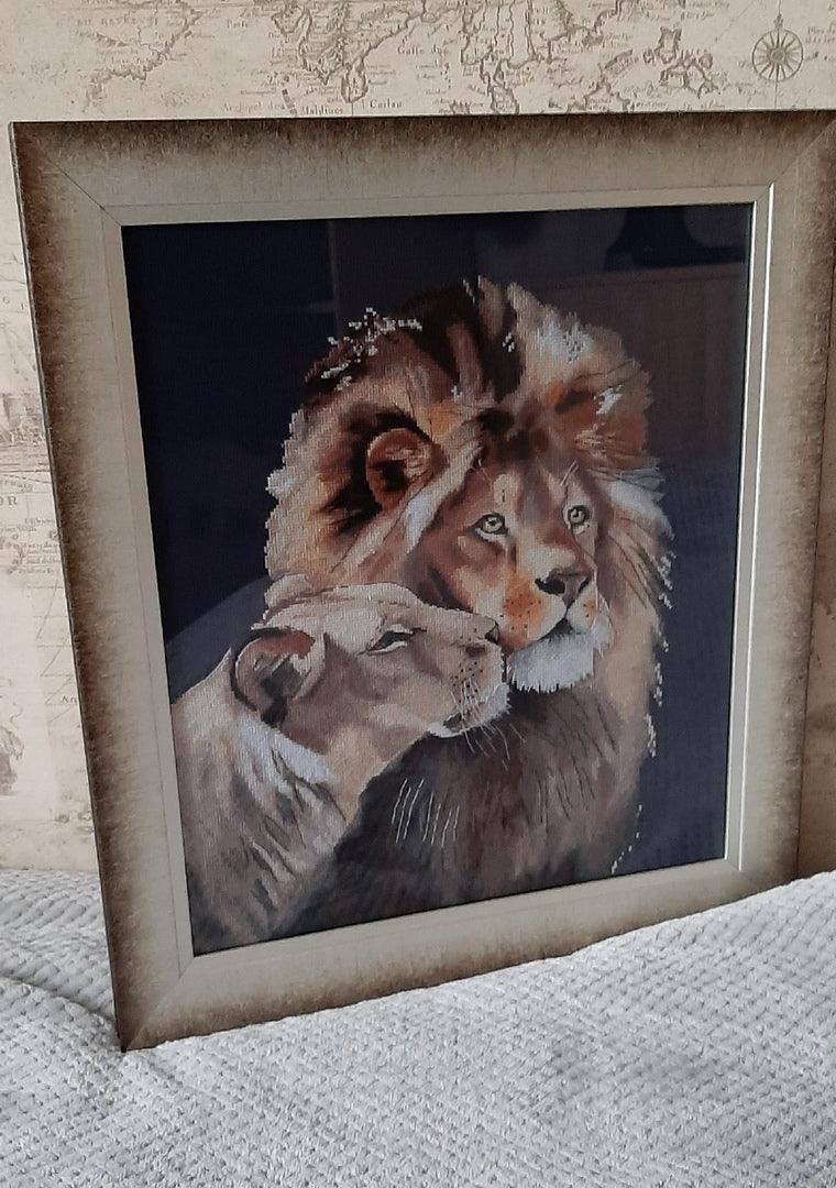 Wild cat Leos - PDF Counted Cross Stitch Pattern - VintageVp